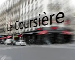La Coursiere 封面